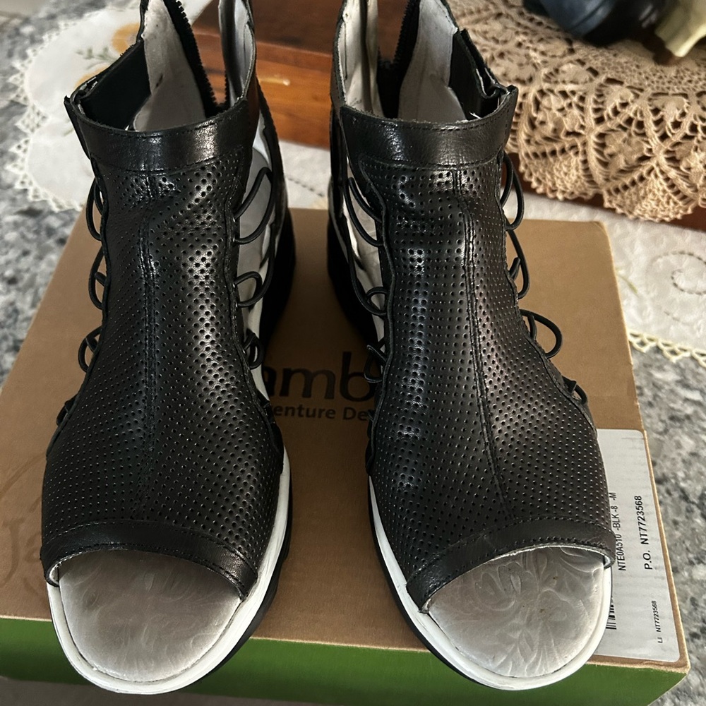 Jambu Black Sandals with Perforated Design